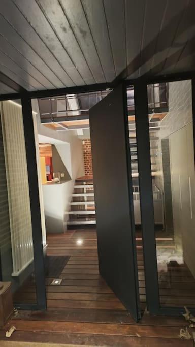 Ferme De Caractere Avec Piscine Et Cheminee Βίλα Sainghin-en-Mélantois Εξωτερικό φωτογραφία