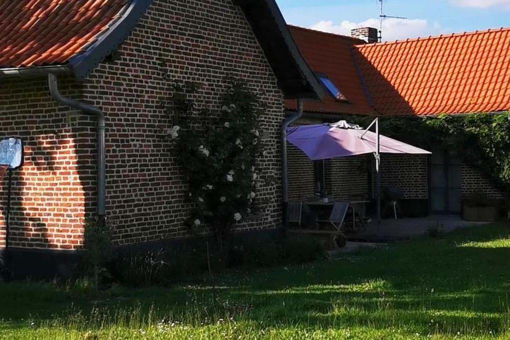 Ferme De Caractere Avec Piscine Et Cheminee Βίλα Sainghin-en-Mélantois Εξωτερικό φωτογραφία